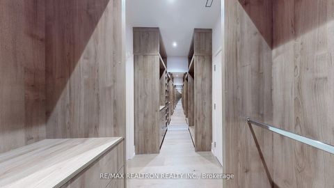 Photo 22 at 84 Murray Drive, Aurora Highlands, Aurora