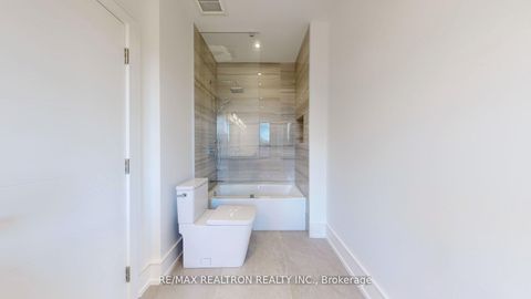 Photo 30 at 84 Murray Drive, Aurora Highlands, Aurora