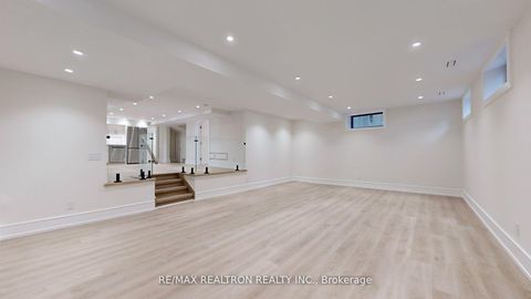 Photo 34 at 84 Murray Drive, Aurora Highlands, Aurora