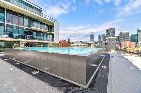 Photo 22 at 523 - 560 King Street W, Waterfront Communities C1, Toronto