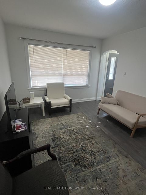 Photo 7 at 322 Cosburn Avenue, East York, Toronto