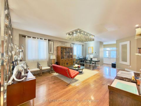 Photo 9 at 6 Welter Court, Devonsleigh, Richmond Hill