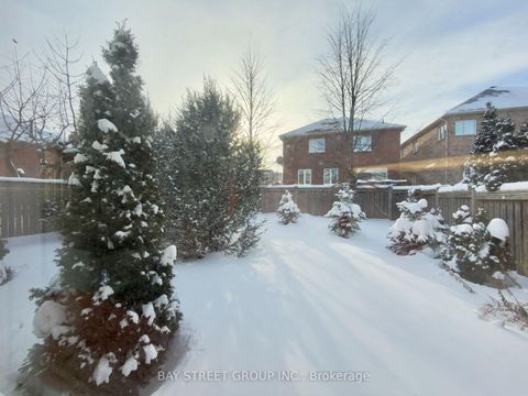 Photo 27 at 6 Welter Court, Devonsleigh, Richmond Hill