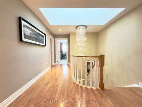 Photo 28 at 6 Welter Court, Devonsleigh, Richmond Hill