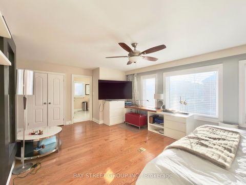 Photo 33 at 6 Welter Court, Devonsleigh, Richmond Hill