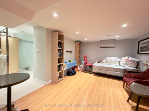 Photo 46 at 6 Welter Court, Devonsleigh, Richmond Hill