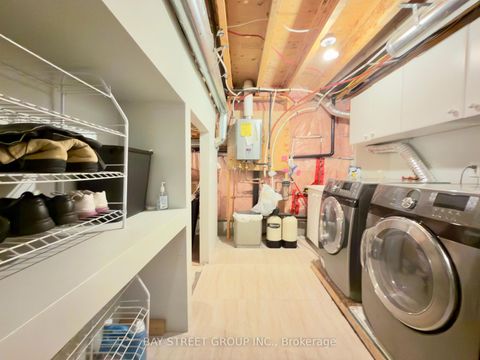 Photo 49 at 6 Welter Court, Devonsleigh, Richmond Hill