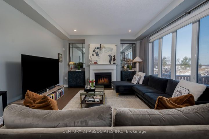 Photo 11 at 160 McWatters Street, Binbrook, Hamilton