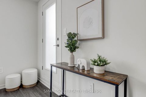 Photo 25 at 110 - 10 Almond Blossom Mews, Vaughan Corporate Centre, Vaughan