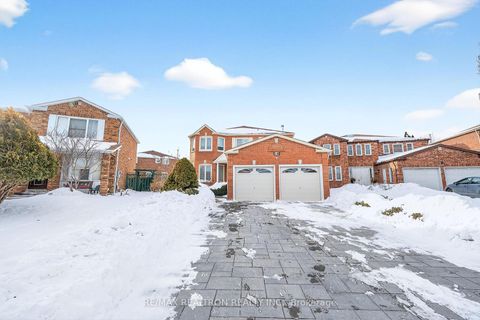 Photo 1 at 18 Littleborough Court, Highland Creek, Toronto