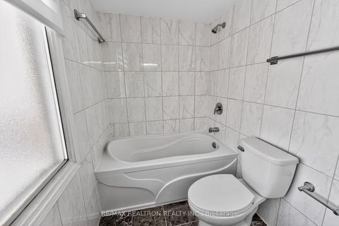 Photo 31 at 18 Littleborough Court, Highland Creek, Toronto