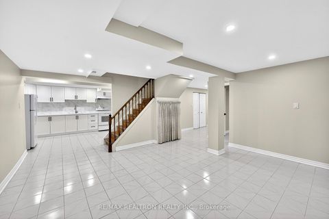 Photo 36 at 18 Littleborough Court, Highland Creek, Toronto