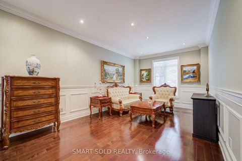 Photo 6 at 8 Sachet Drive, Oak Ridges Lake Wilcox, Richmond Hill