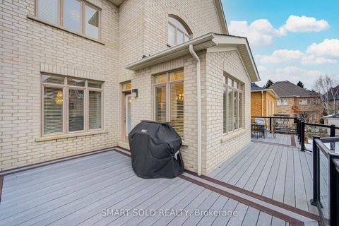 Photo 18 at 8 Sachet Drive, Oak Ridges Lake Wilcox, Richmond Hill