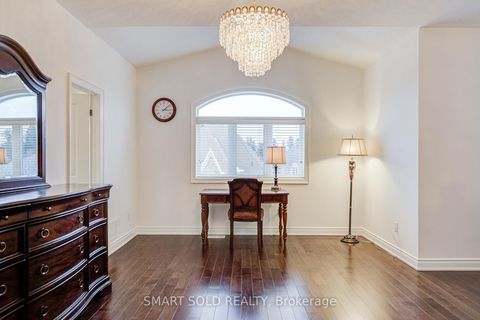 Photo 21 at 8 Sachet Drive, Oak Ridges Lake Wilcox, Richmond Hill