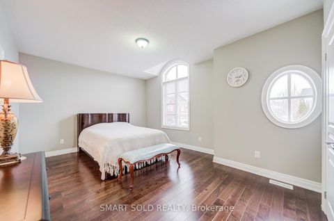 Photo 26 at 8 Sachet Drive, Oak Ridges Lake Wilcox, Richmond Hill