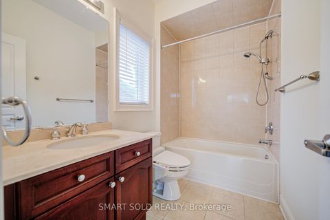 Photo 30 at 8 Sachet Drive, Oak Ridges Lake Wilcox, Richmond Hill