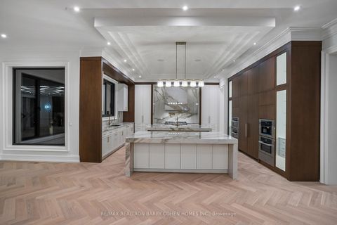 Photo 8 at 27 Penwood Crescent, Don Mills, Toronto