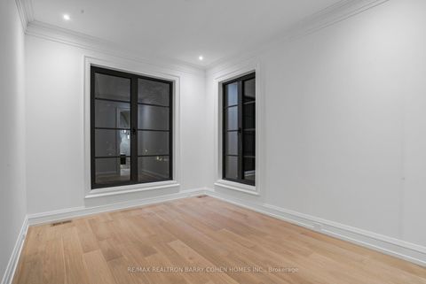 Photo 21 at 27 Penwood Crescent, Don Mills, Toronto