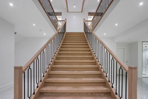 Photo 27 at 27 Penwood Crescent, Don Mills, Toronto