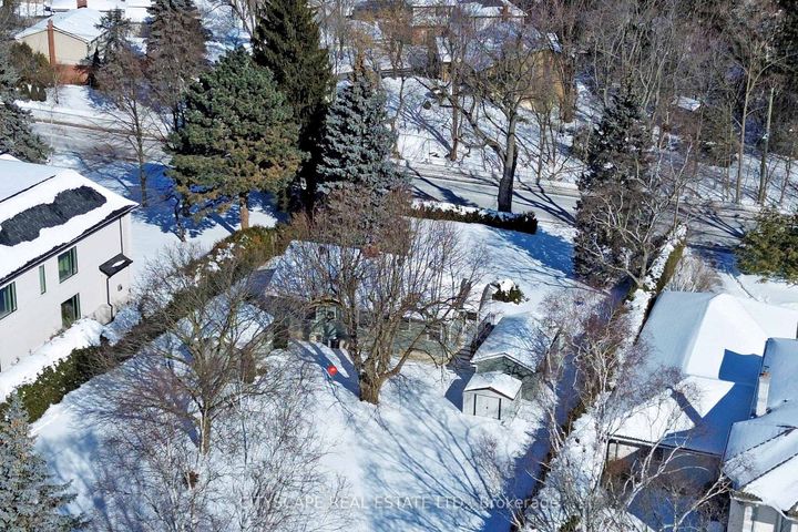 Photo 2 at 392 Fourth Line, WO West, Oakville