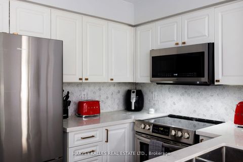 Photo 17 at 302 - 30 Hayden Street, Yonge Corridor, Toronto