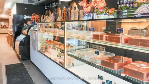 Photo 5 at 501 Bloor Street W, University, Toronto