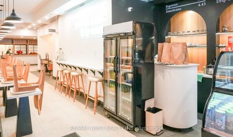 Photo 7 at 501 Bloor Street W, University, Toronto