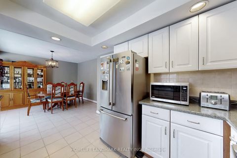 Photo 10 at 16 Willis Drive, Aurora Highlands, Aurora