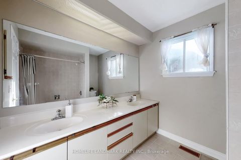 Photo 25 at 16 Willis Drive, Aurora Highlands, Aurora