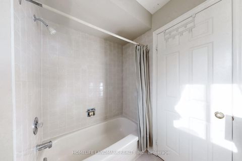 Photo 26 at 16 Willis Drive, Aurora Highlands, Aurora