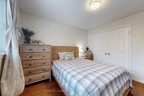 Photo 39 at 16 Willis Drive, Aurora Highlands, Aurora