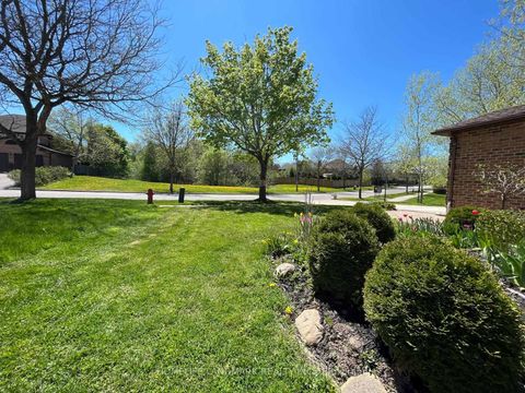 Photo 46 at 16 Willis Drive, Aurora Highlands, Aurora