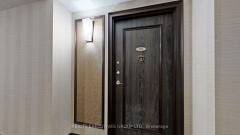 Photo 2 at 905 - 8111 Yonge Street, Royal Orchard, Markham