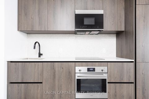 Photo 4 at 2505 - 108 Peter Street, Waterfront Communities C1, Toronto