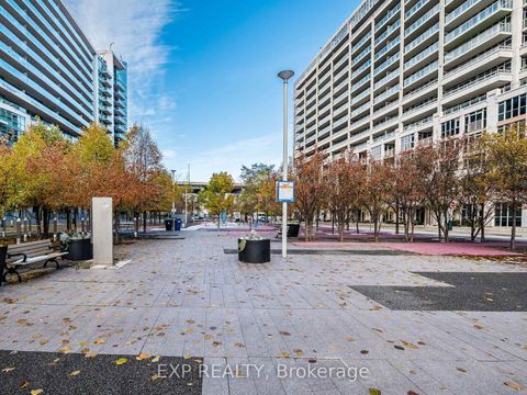 Photo 1 at 167 - 209 Fort York Boulevard, Niagara, Toronto