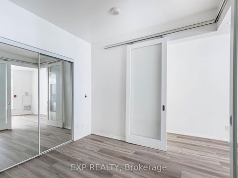 Photo 13 at 167 - 209 Fort York Boulevard, Niagara, Toronto