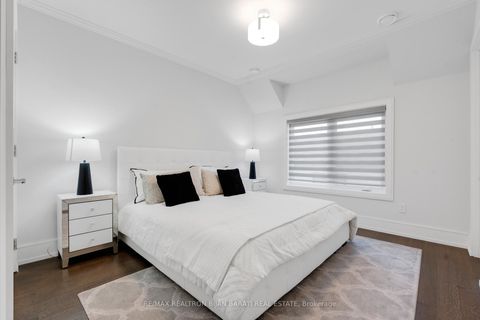 Photo 33 at 298 Hollywood Avenue, Willowdale East, Toronto