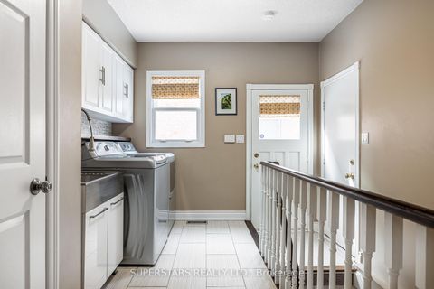 Photo 16 at 852 Norwick Road, Wyndham, Newmarket