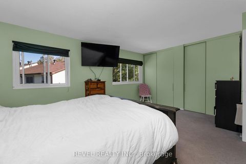 Photo 17 at 68 - 28 Donald Street, Queen's Park, Barrie