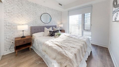 Photo 11 at 405 - 60 Tannery Road, Waterfront Communities C8, Toronto
