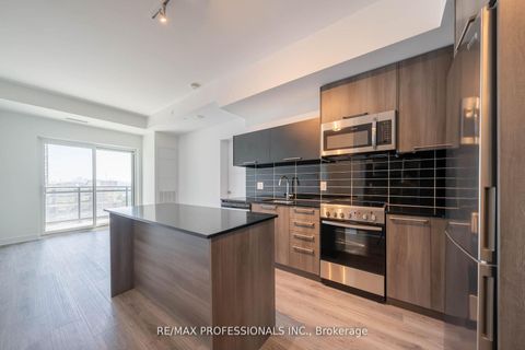 Photo 4 at 901 - 25 Neighbourhood Lane, Queensway, Toronto