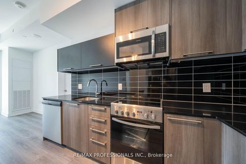 Photo 9 at 901 - 25 Neighbourhood Lane, Queensway, Toronto