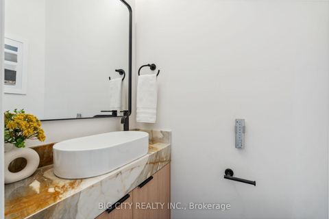 Photo 11 at 75 Lawrence Crescent, Lawrence Park South, Toronto