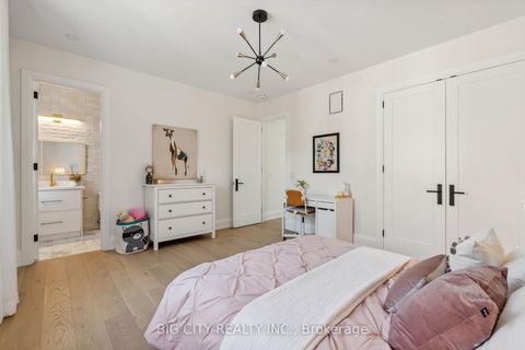 Photo 24 at 75 Lawrence Crescent, Lawrence Park South, Toronto