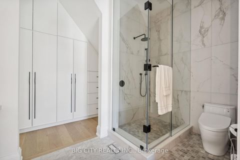 Photo 35 at 75 Lawrence Crescent, Lawrence Park South, Toronto