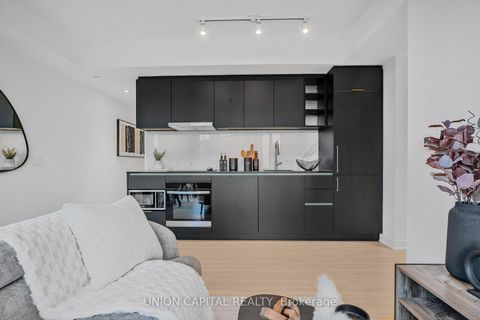 Photo 7 at 1509 - 8 Wellesley Street W, Bay Street Corridor, Toronto