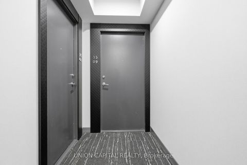 Photo 21 at 1509 - 8 Wellesley Street W, Bay Street Corridor, Toronto