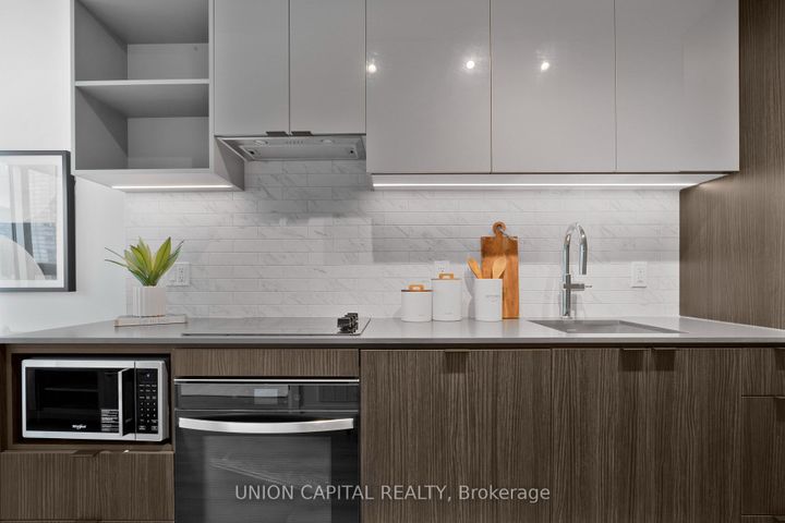 Photo 10 at 1801 - 252 Church Street, Yonge Corridor, Toronto