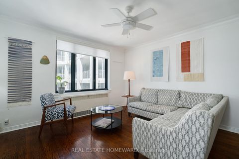 Photo 10 at 406 - 150 Farnham Avenue, St. Clair, Toronto